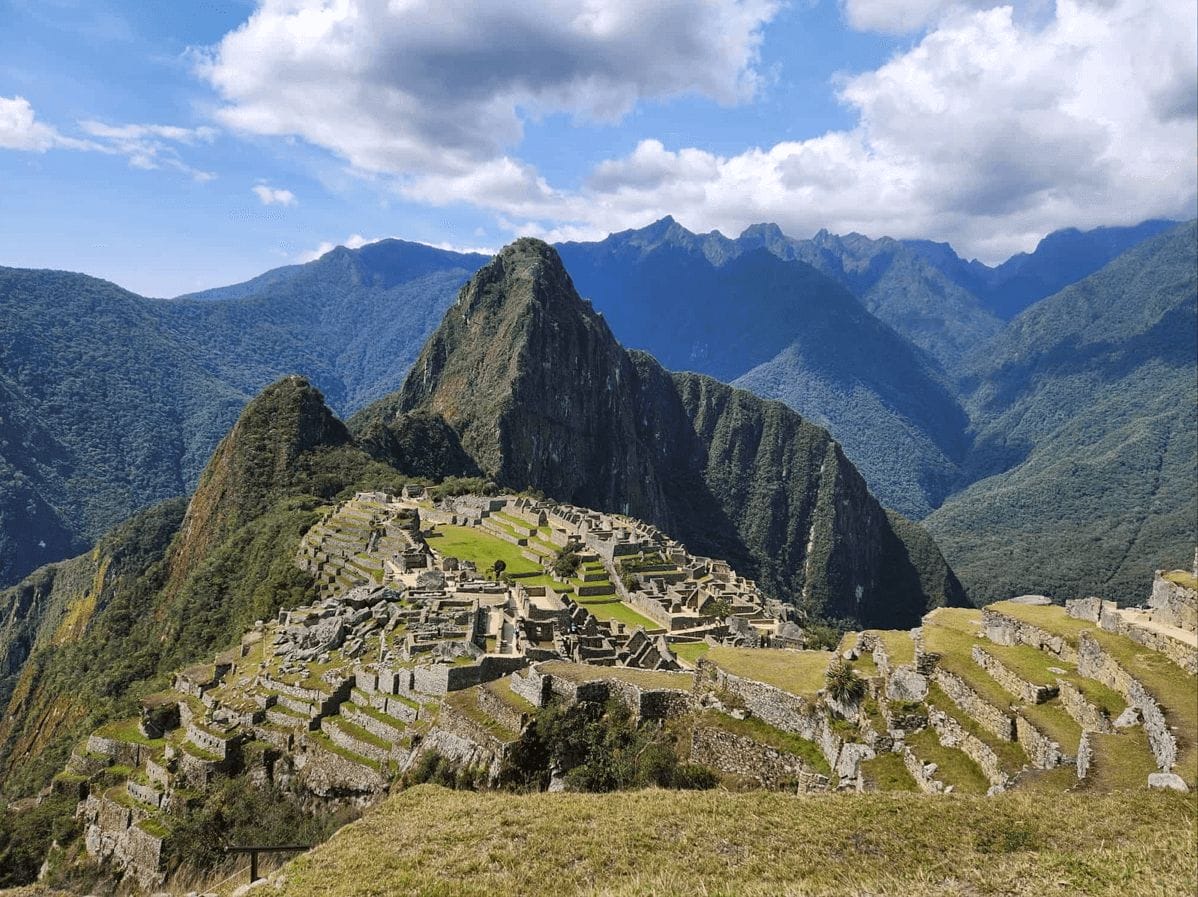 Las Ruinas de Machu Picchu en Aguas Calientes, Peru